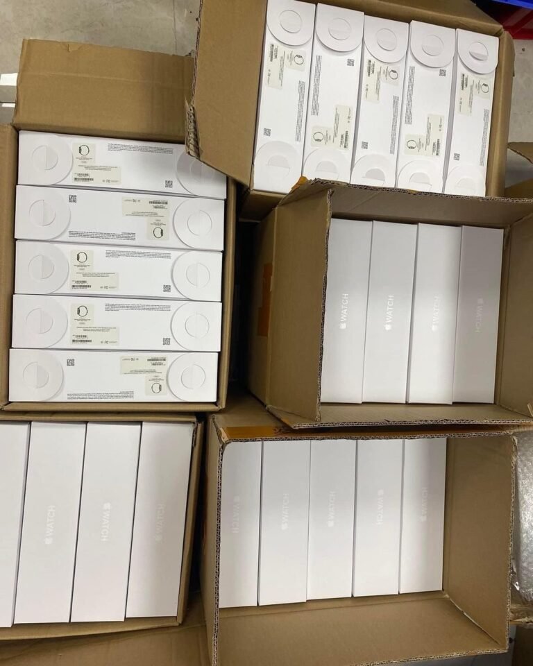 Apple watch series 8 pallet